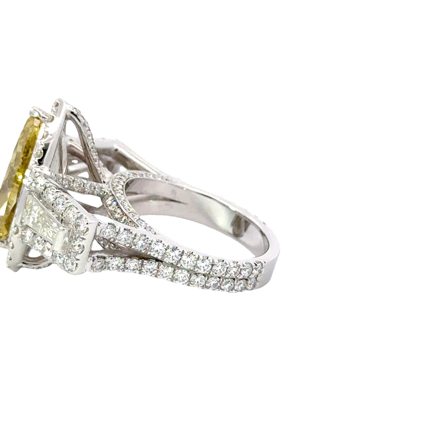 Elegant Yellow Diamond Ring - C14895