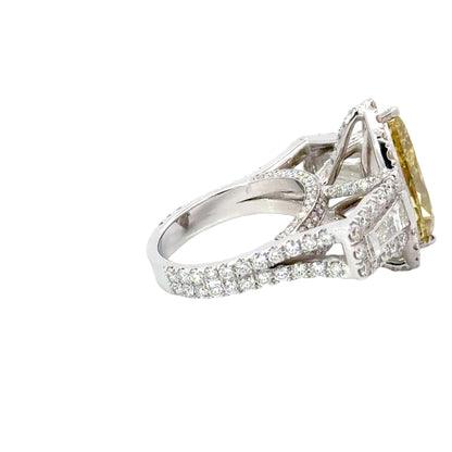 Elegant Yellow Diamond Ring - C14895