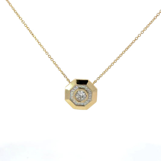 Elegant Gold Pendant with Diamond - C16095